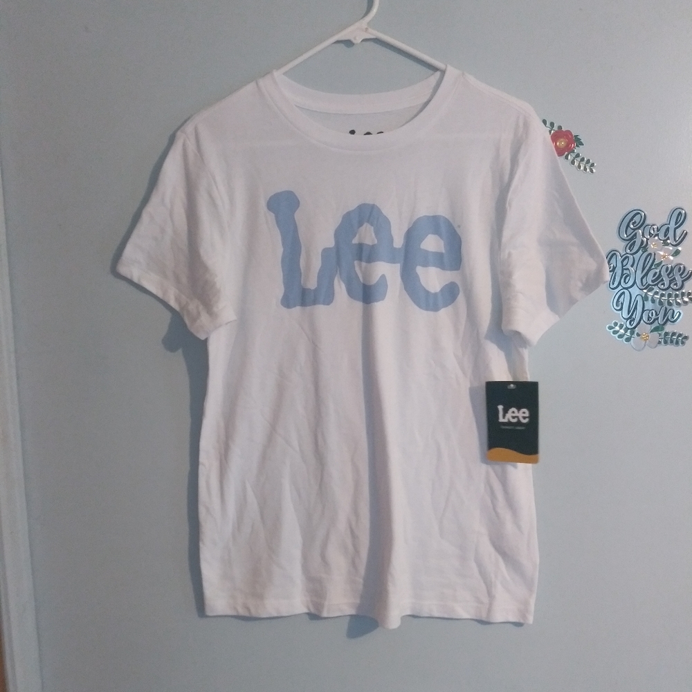Lee tshirt